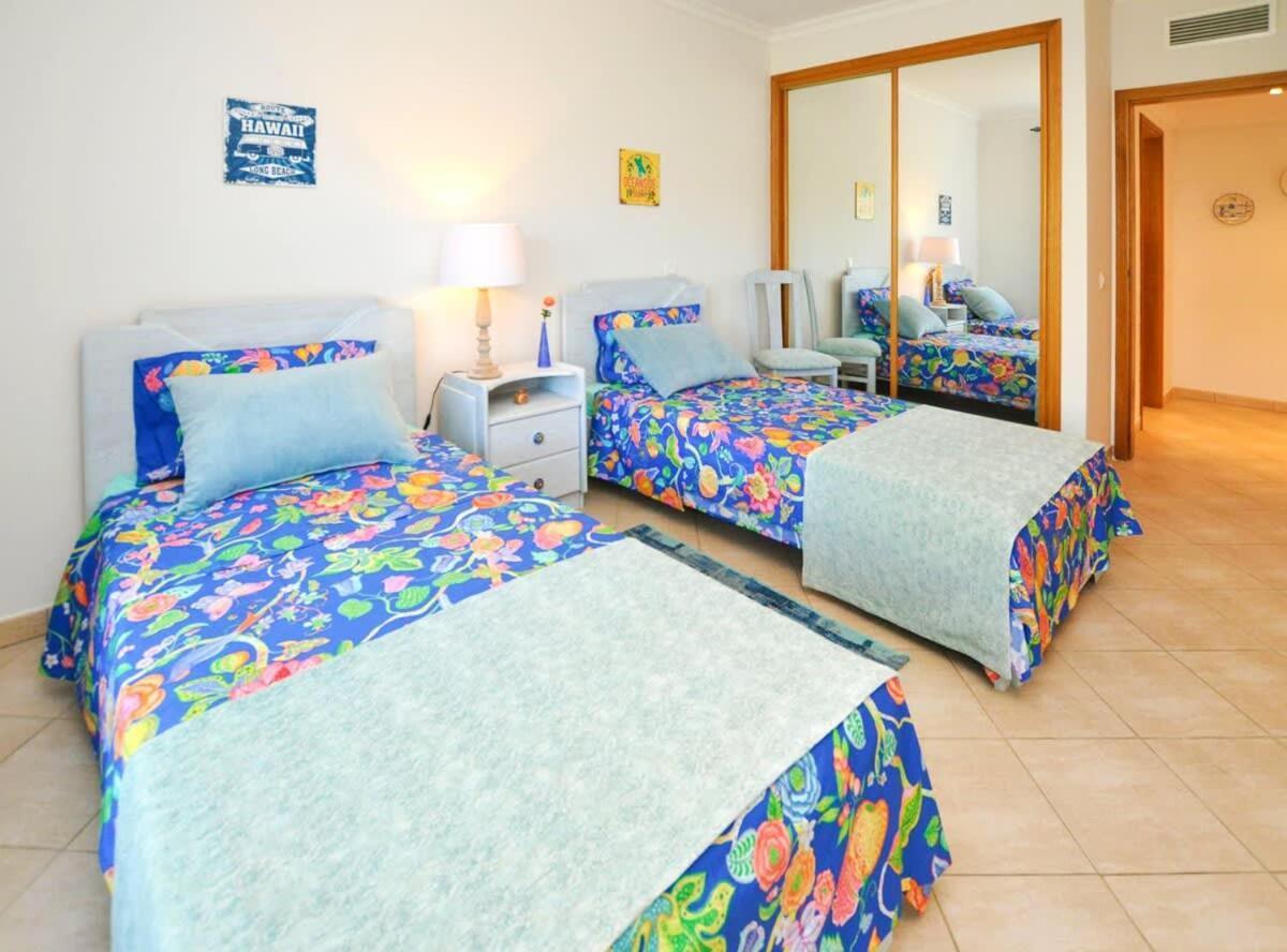 Branco - Near The Beach Albufeira